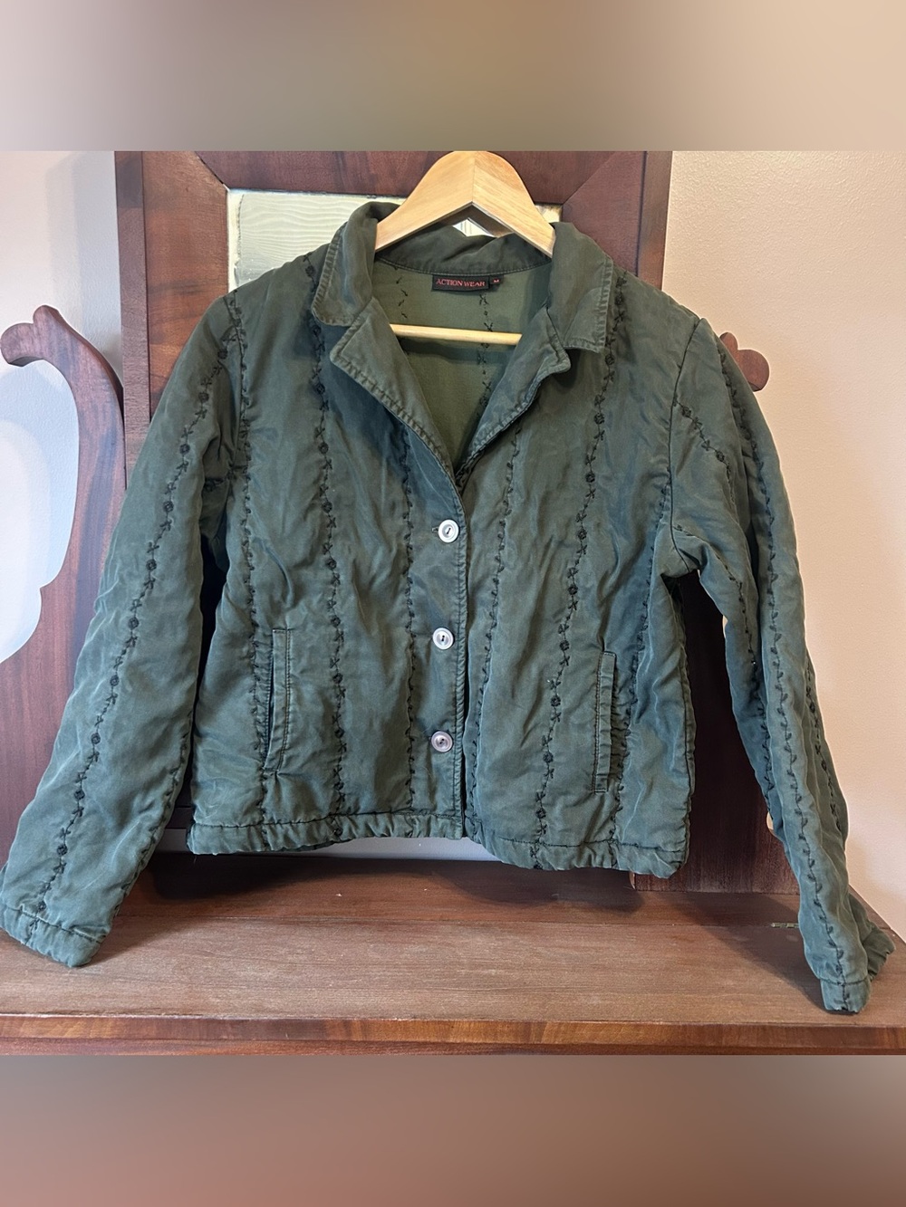 Action Wear Green Embroidered Button Front Twill Jacket w/Pockets: Size M